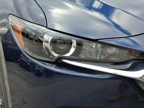 Used 2019 MAZDA CX-5 Touring image 11