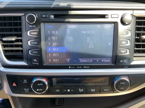 Used 2016 Toyota Highlander Limited Platinum AWD/4WD image 19