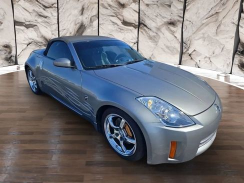 Used 2006 Nissan 350Z Grand Touring image 8