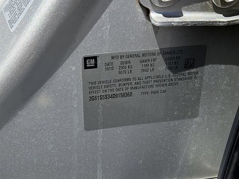 Used 2013 Cadillac XTS Premium FWD image 29