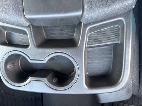 Used 2023 Chevrolet Silverado 1500 LT image 40