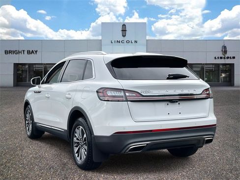 Certified 2021 Lincoln Nautilus Reserve image 4