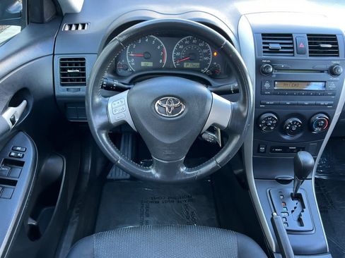 Used 2009 Toyota Corolla S image 15