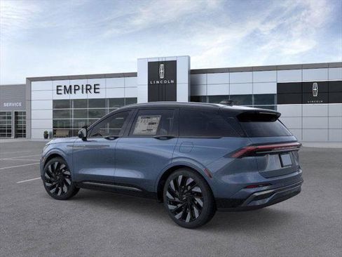 New 2025 Lincoln Nautilus Reserve w/ Jet Appearance Package image 4