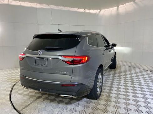 Used 2018 Buick Enclave Avenir w/ Avenir Technology Package image 17