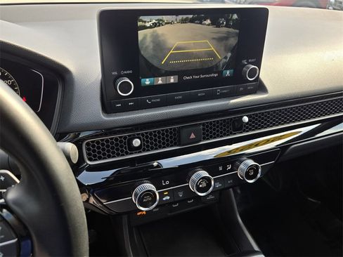 Used 2025 Honda Civic Sport image 20