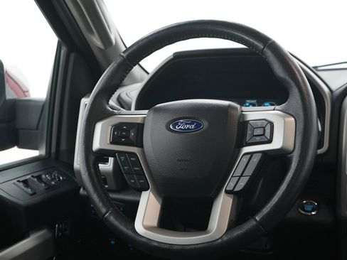 Used 2019 Ford F150 Lariat w/ Equipment Group 502A Luxury AWD/4WD image 14