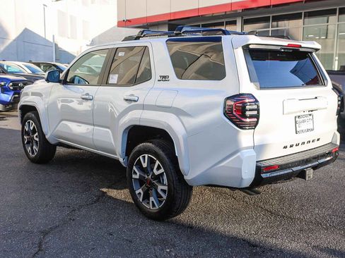 New 2026 Toyota 4Runner TRD Sport Premium AWD/4WD image 7