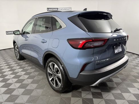 Used 2024 Ford Escape Platinum image 4