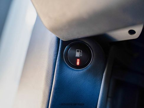 Used 2008 Aston Martin V8 Vantage Roadster 6-Speed image 62