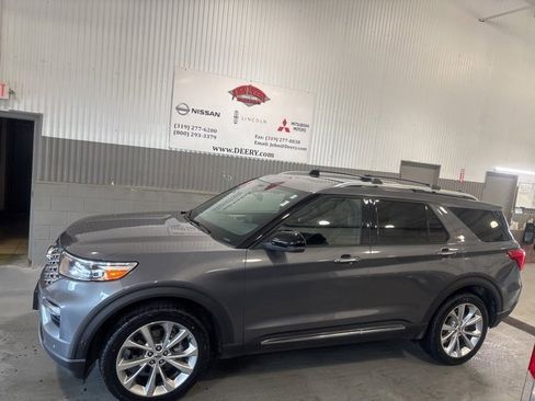 Used 2021 Ford Explorer Platinum w/ Equipment Group 601A image 5