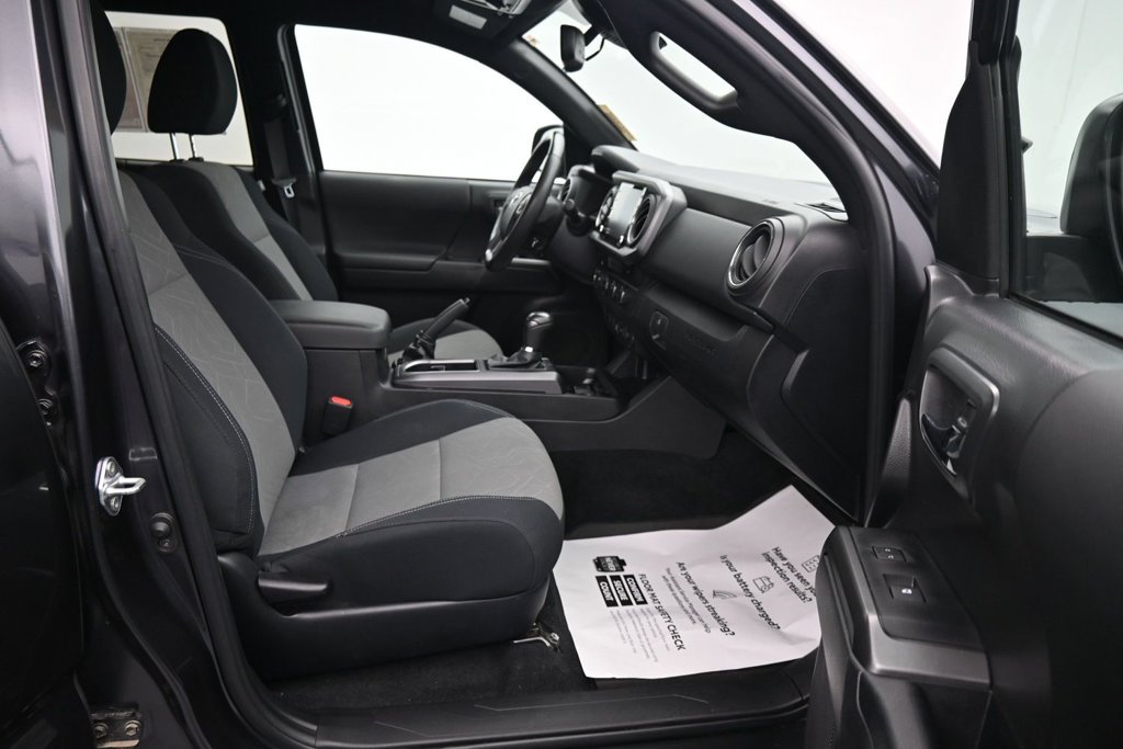 Used 2023 Toyota Tacoma TRD Off-Road AWD/4WD image 13