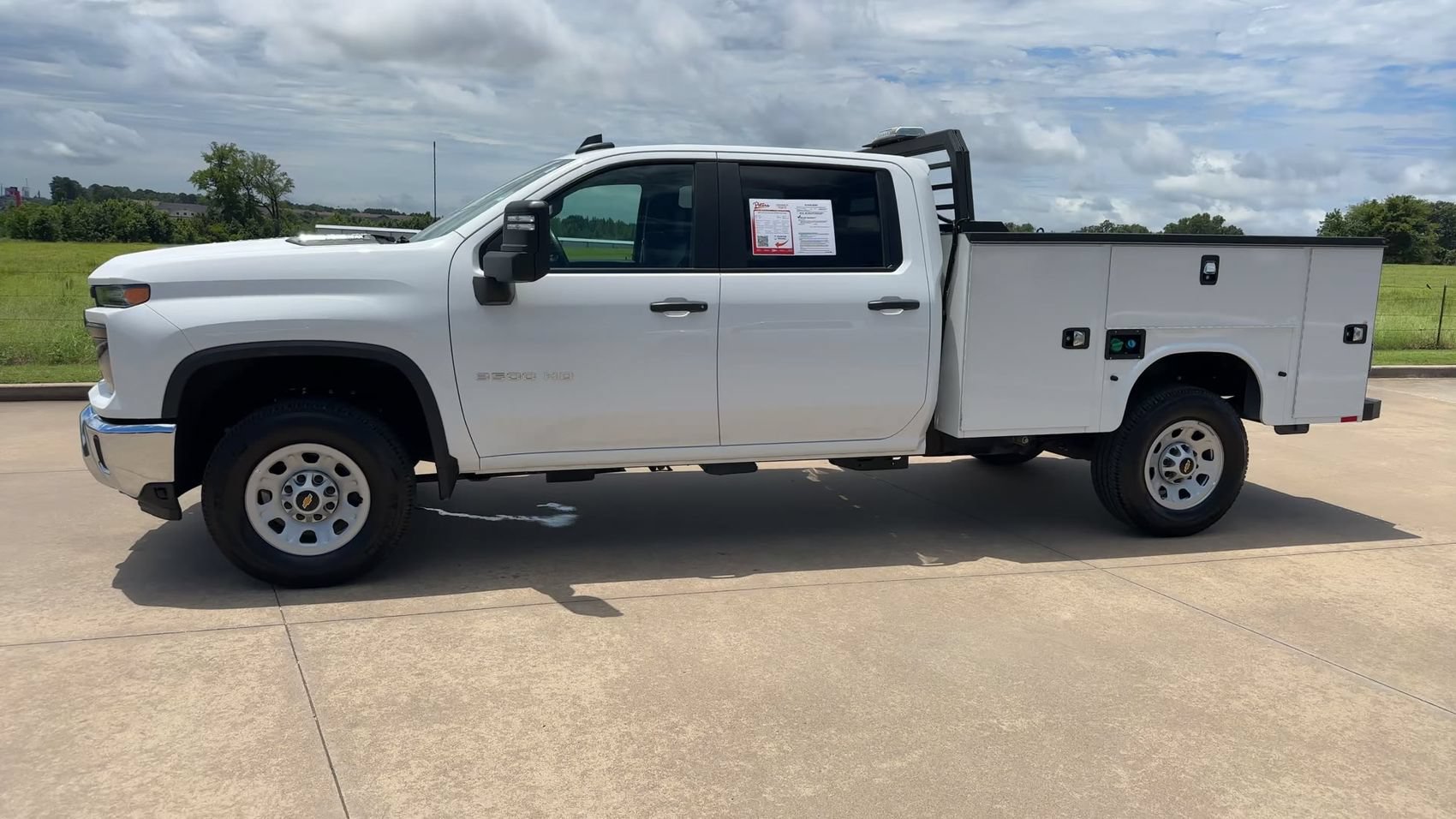 Used 2025 Chevrolet Silverado 3500 W/T w/ WT Convenience Package AWD/4WD image 5