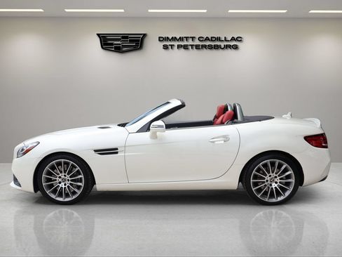 Used 2020 Mercedes-Benz SLC 300 image 3