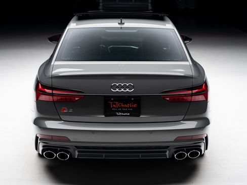 Used 2024 Audi S6 Premium Plus w/ Premium Plus Package image 25