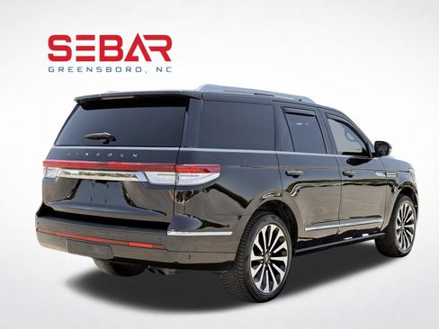 Used 2023 Lincoln Navigator Reserve AWD/4WD image 9