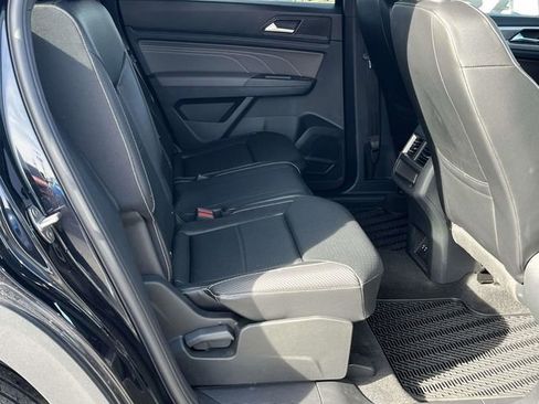 Used 2022 Volkswagen Atlas Cross Sport SE image 22