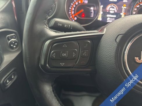 Used 2022 Jeep Wrangler Willys image 24