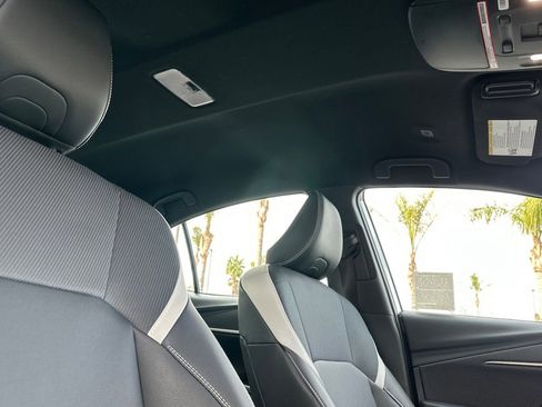 Used 2025 Toyota Camry SE image 17