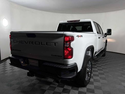 Used 2023 Chevrolet Silverado 2500 Custom w/ Custom Value Package AWD/4WD image 7