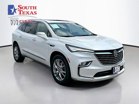 Used 2023 Buick Enclave Essence w/ Experience Buick Package image 1