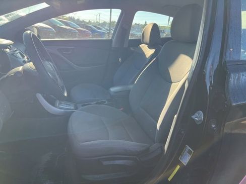 Used 2013 Hyundai Elantra GLS w/ Preferred Pkg FWD image 11