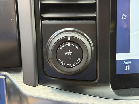 Certified 2021 Ford F150 Lariat AWD/4WD image 39