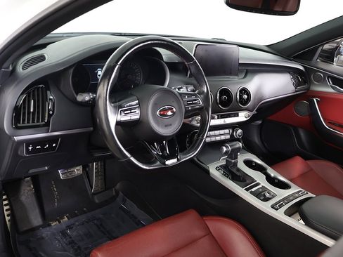 Used 2019 Kia Stinger GT1 image 30