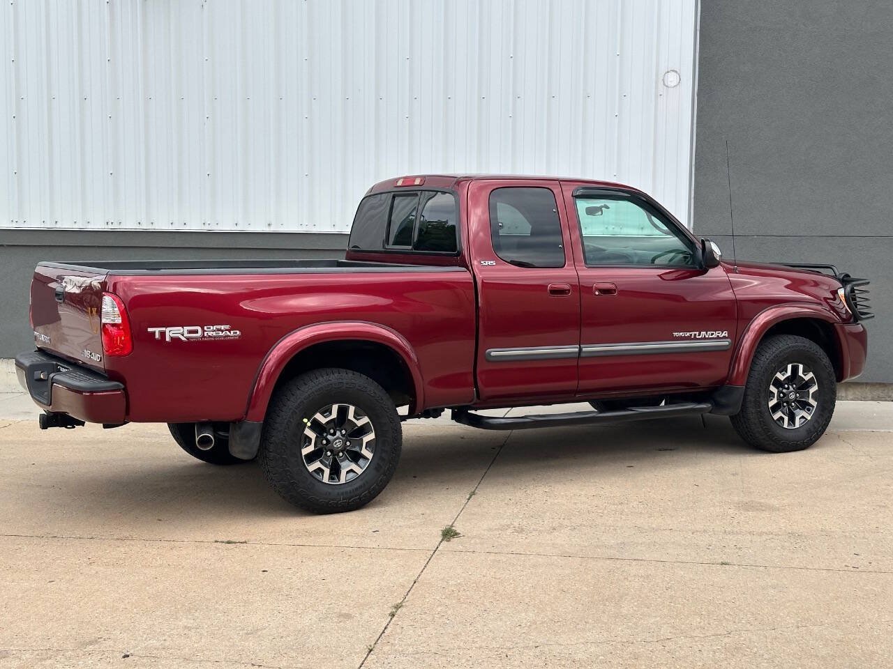Used 2006 Toyota Tundra SR5 w/ TRD Off-Road Pkg AWD/4WD image 19