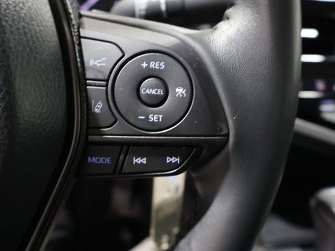 Used 2024 Toyota Camry SE image 34