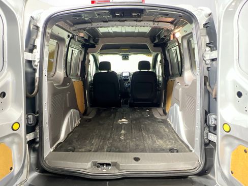 Used 2022 Ford Transit Connect XL image 33