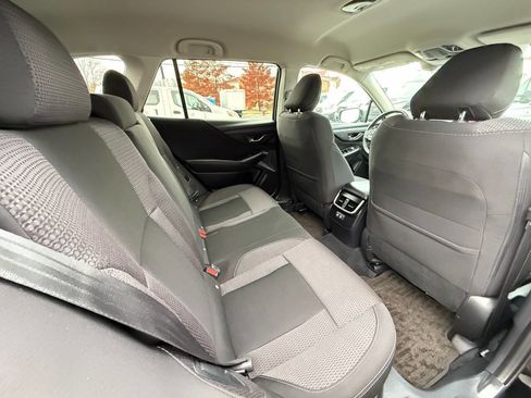 Used 2022 Subaru Outback Premium image 31