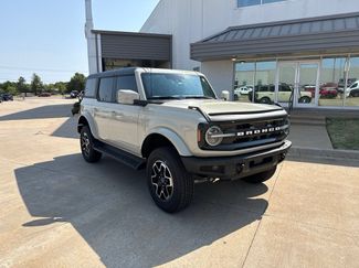 Used 2025 Ford Bronco Outer Banks AWD/4WD video 1