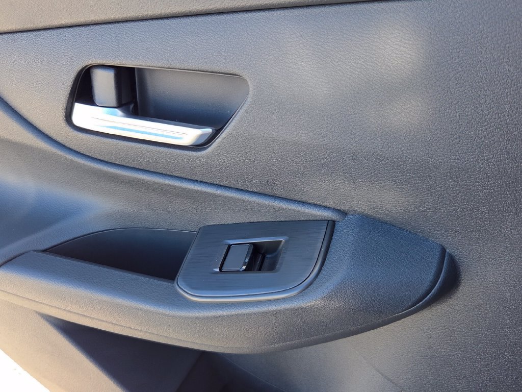 New 2027 Nissan Sentra SR FWD image 9