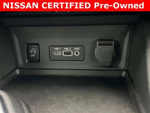 Used 2025 Nissan Sentra SR image 31