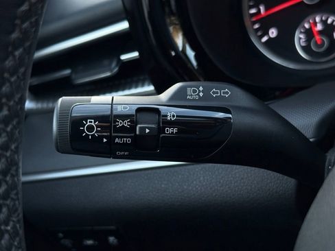 Used 2023 Kia K5 GT-Line image 29