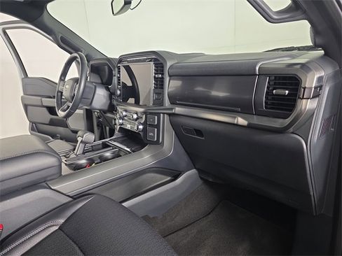 Used 2024 Ford F150 Lariat image 22