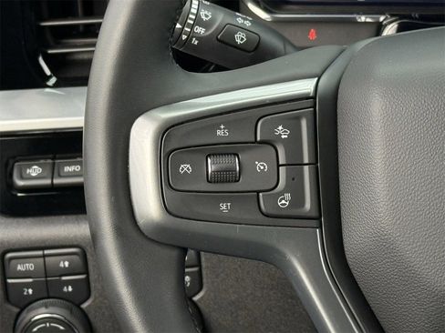 Certified 2025 Chevrolet Silverado 2500 LTZ w/ LTZ Plus Package image 13