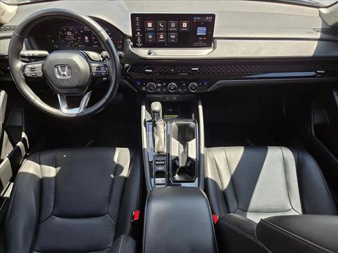 Used 2024 Honda Accord Touring image 17
