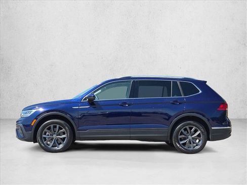 Used 2023 Volkswagen Tiguan SE FWD image 9