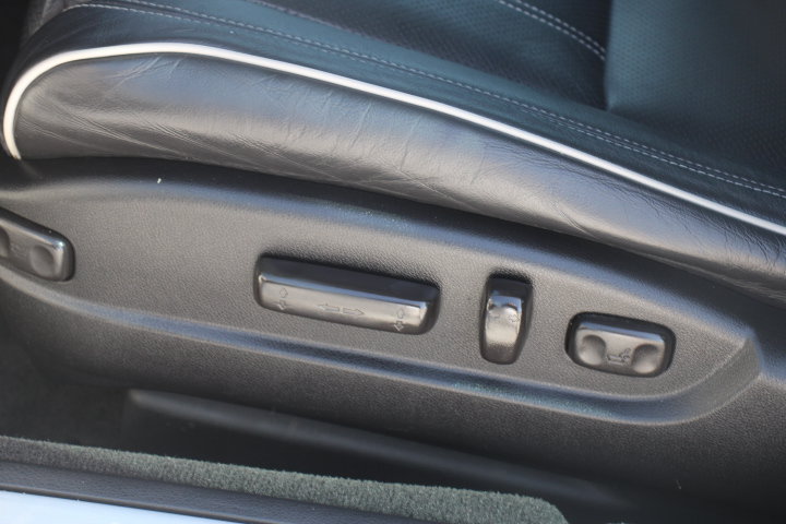 Used 2019 Acura TLX w/ Technology Package FWD image 12