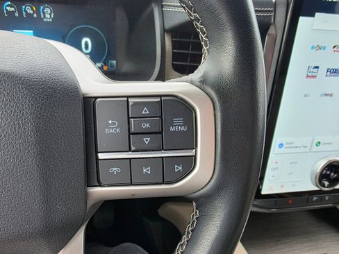 Certified 2022 Ford Expedition Limited image 16