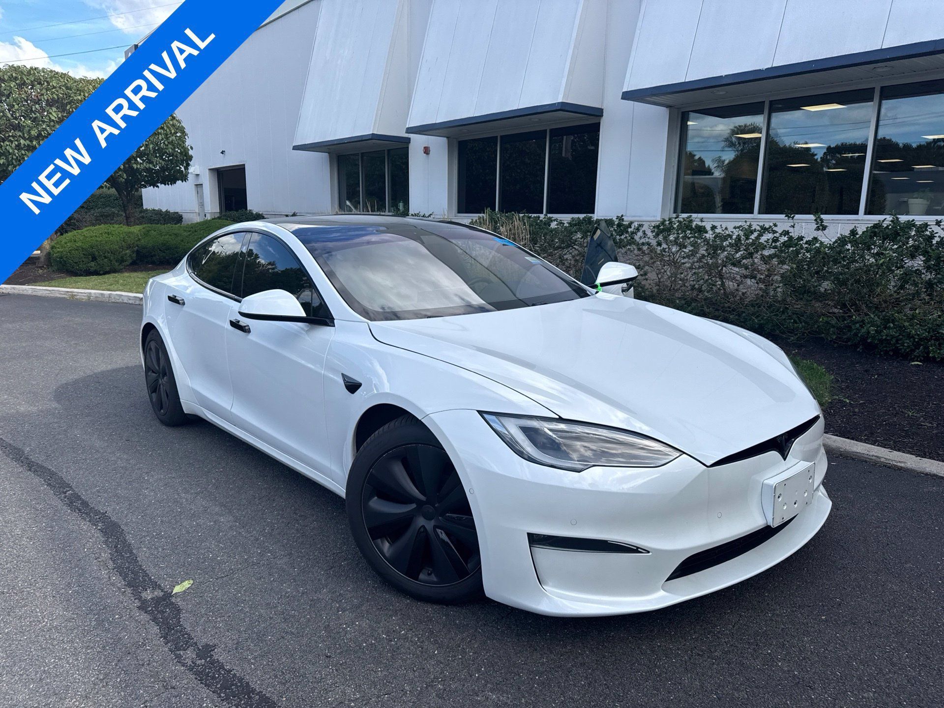 Used 2021 Tesla Model S Plaid AWD/4WD image 1