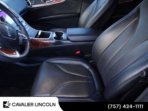 Used 2020 Lincoln Nautilus Reserve AWD/4WD image 8