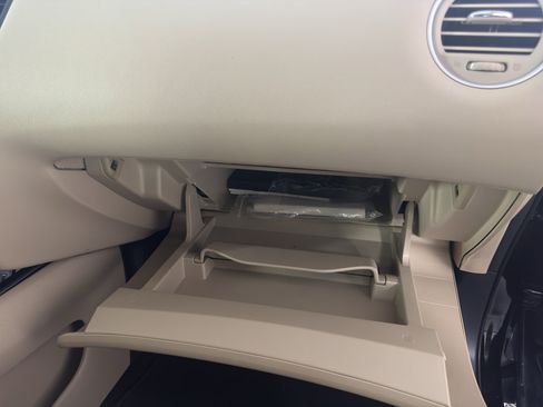 Used 2019 Nissan Pathfinder SV FWD image 42