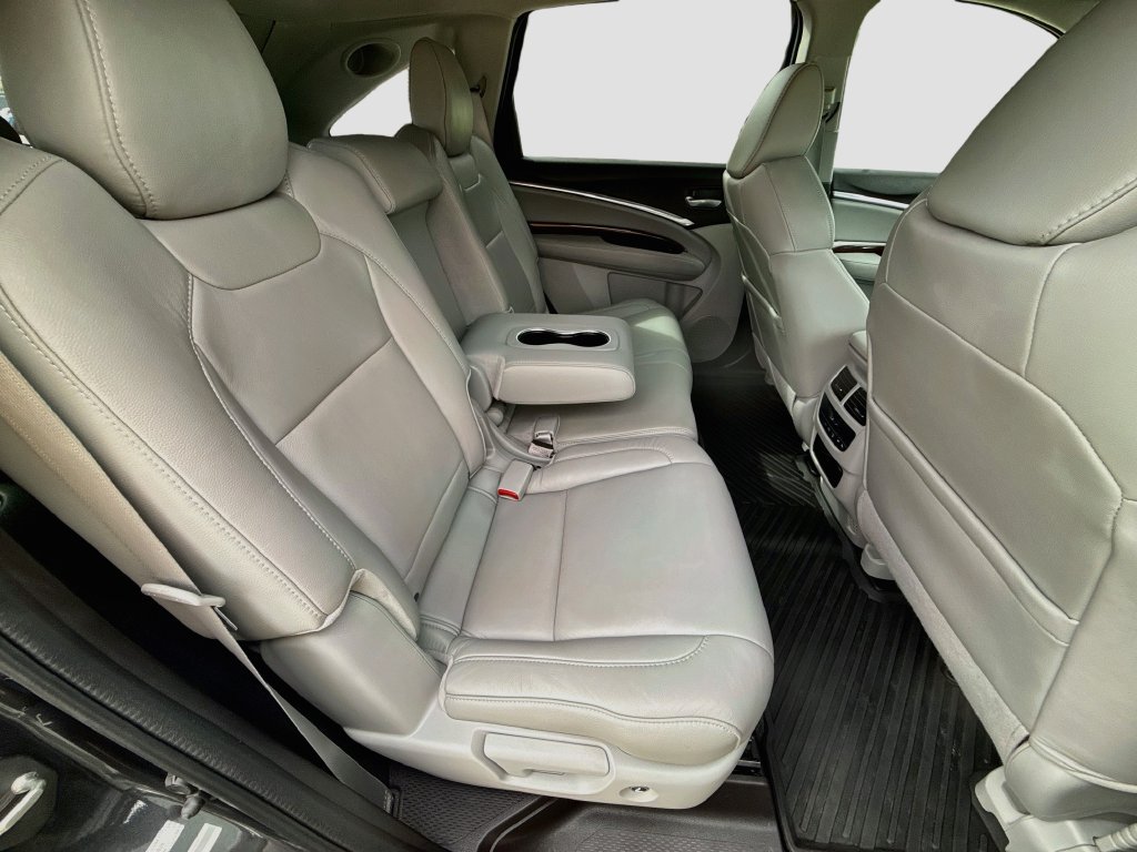 Used 2015 Acura MDX w/ Technology Package AWD/4WD image 32