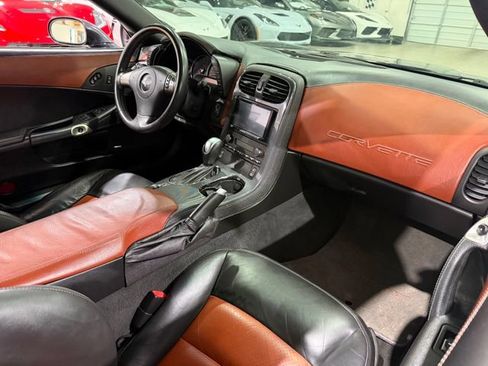 Used 2008 Chevrolet Corvette Coupe w/ Preferred Equipment Group RWD image 10