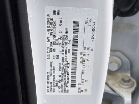 Used 2024 Ford F250 XLT image 30