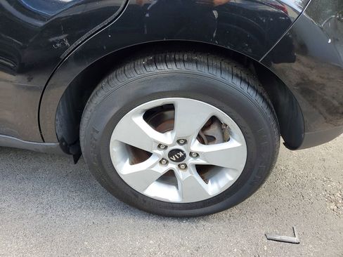Used 2018 Kia Soul FWD image 7