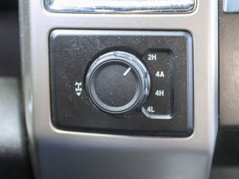 Used 2015 Ford F150 Lariat image 23